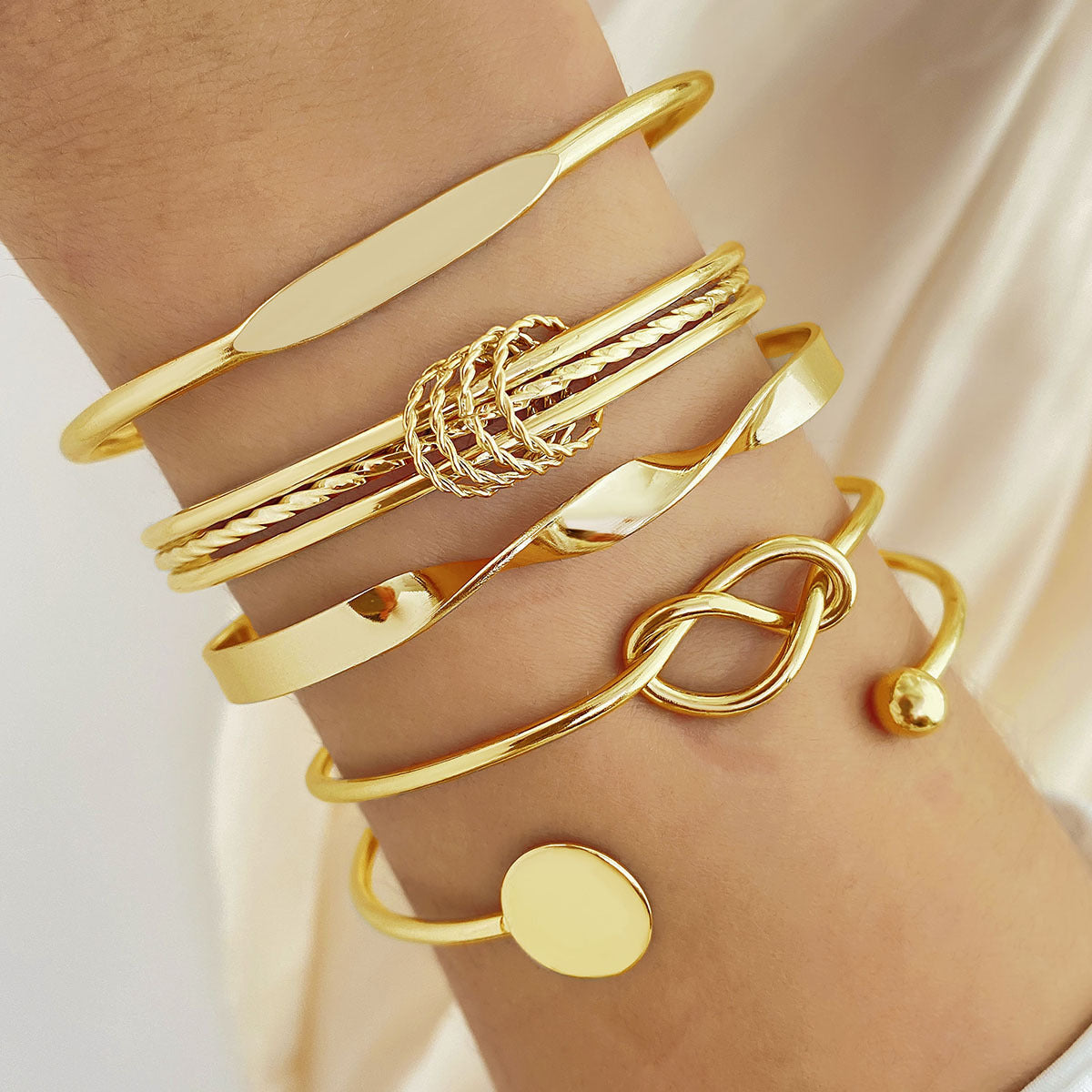 Retro Simple Chain Fashion Bracelet (Copy)