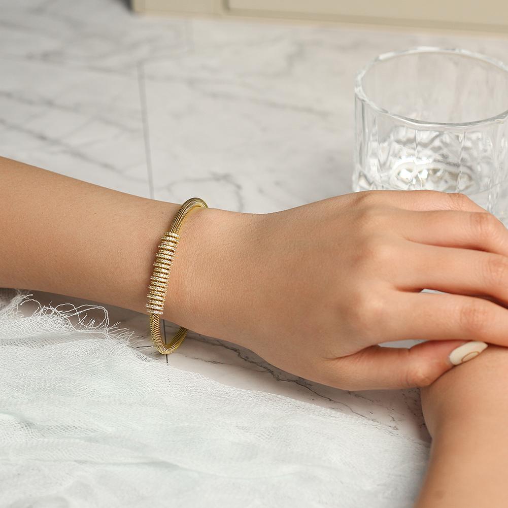Shiny Parallel Cubic Zirconia Gold Mesh Bangle Bracelet