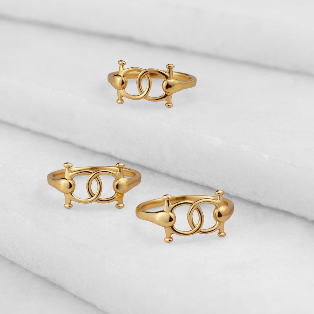 Talisman - Equestrian Horse Bit Bracelet in Gold